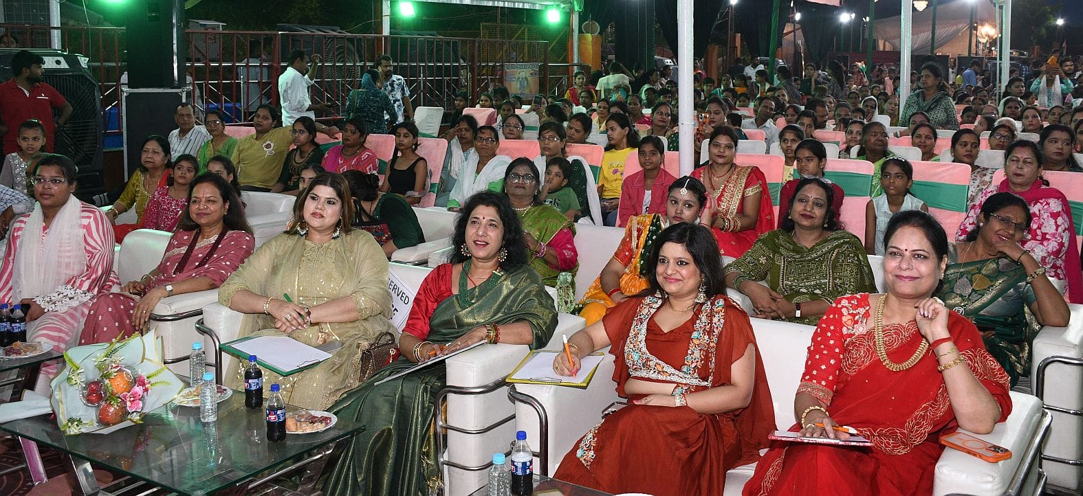 गोमती तट स्थित श्री श्याम मंदिर में श्री श्याम श्रावणी तीज उत्सव उत्साह के साथ मनाया गया। गोमती तट स्थित श्री श्याम मंदिर में श्री श्याम श्रावणी तीज उत्सव उत्साह के साथ मनाया गया।