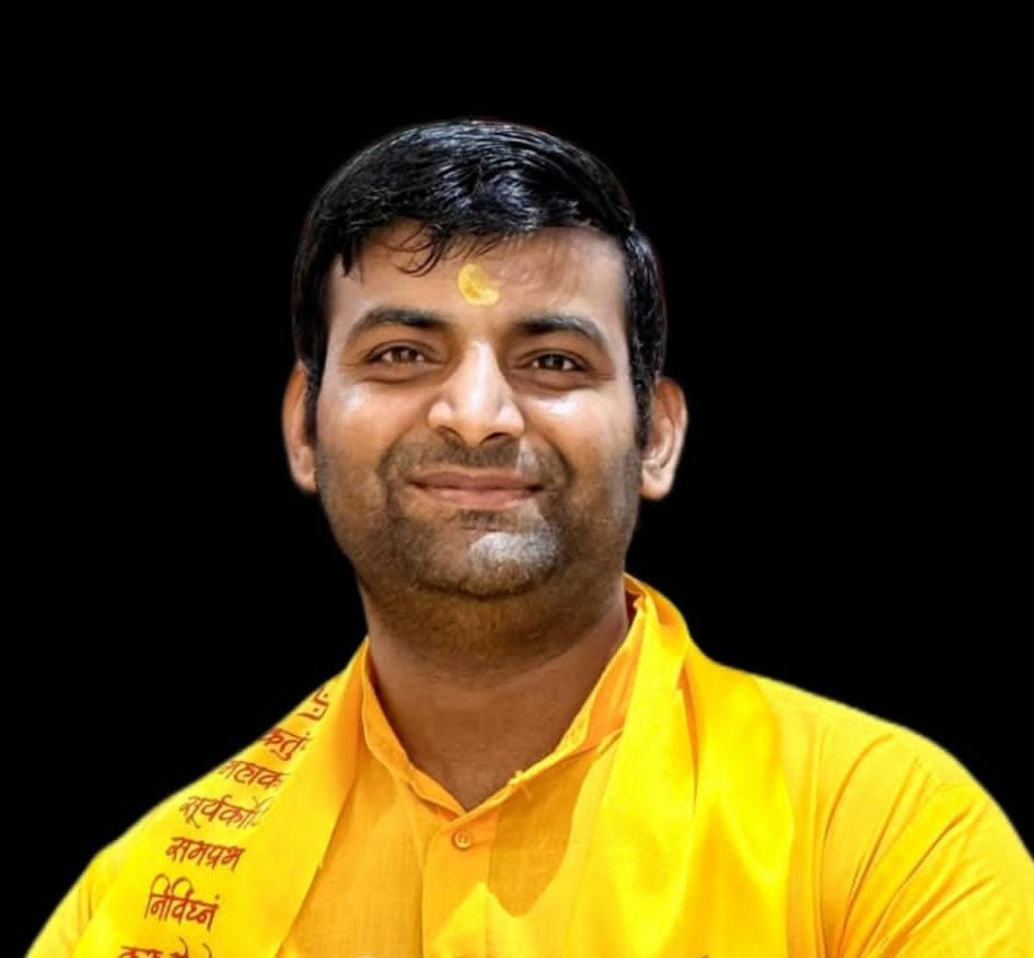 ग्रेेटर नोएडा के सेक्टर ओमिक्रॉन-3 स्थित मिग्सन अल्टिमो सोसाइटी के सन-2 टावर की रिसेप्शन लॉबी स