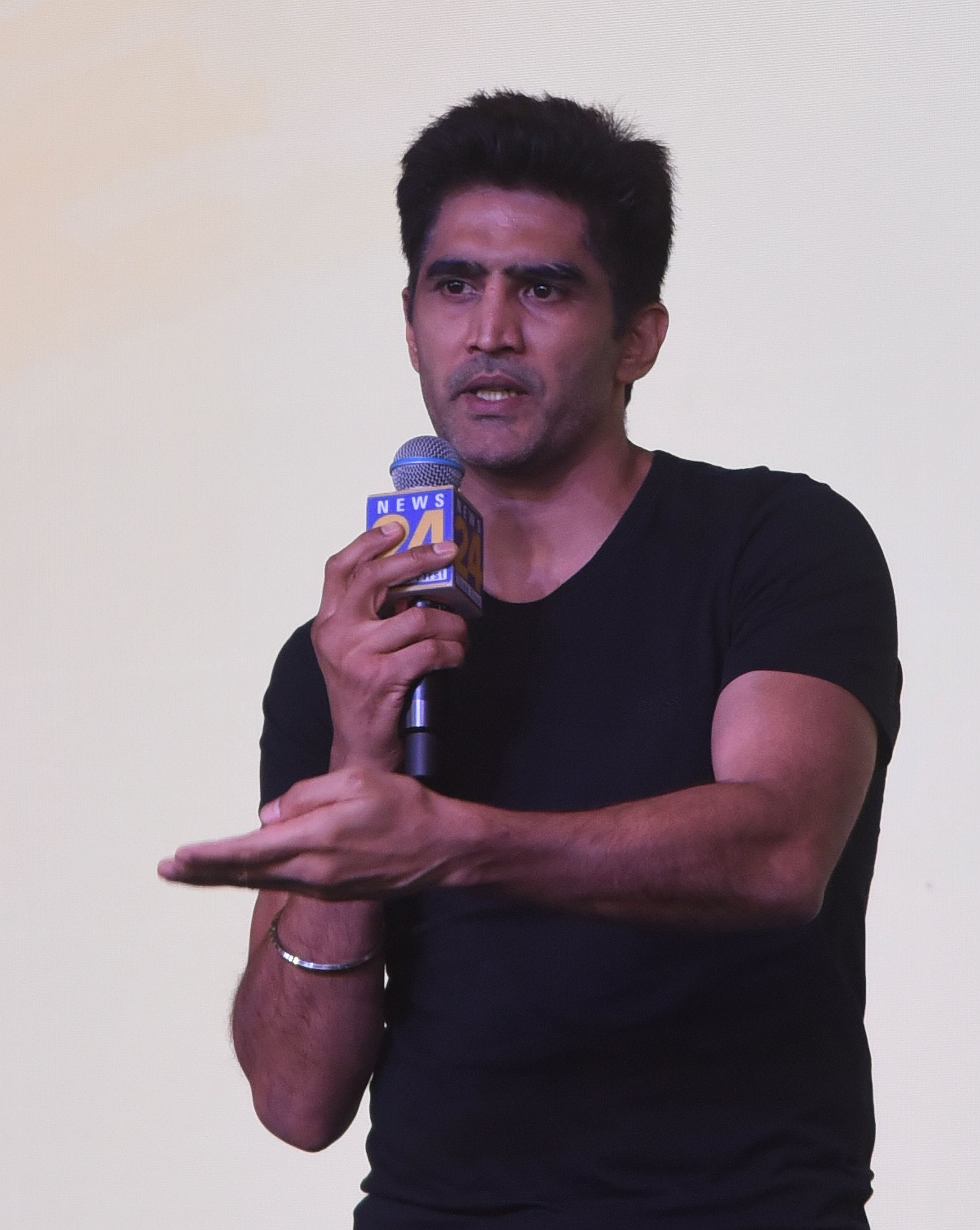 रविवार को कानपुर रोड स्थित होटल हॉलिडे इन में आयोजित अमर उजाला मां तुझे प्रणाम कार्यक्रम में मा रविवार को कानपुर रोड स्थित होटल हॉलिडे इन में आयोजित अमर उजाला मां तुझे प्रणाम कार्यक्रम में मा