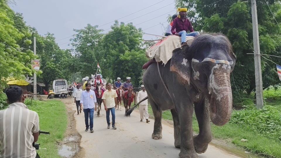 स्वतंत्रता दिवस पर ऑडिटोरियम हॉल सांस्कृतिक कार्यक्रम प्रस्तुत करतीं छात्राएं। संवाद स्वतंत्रता दिवस पर ऑडिटोरियम हॉल सांस्कृतिक कार्यक्रम प्रस्तुत करतीं छात्राएं। संवाद
