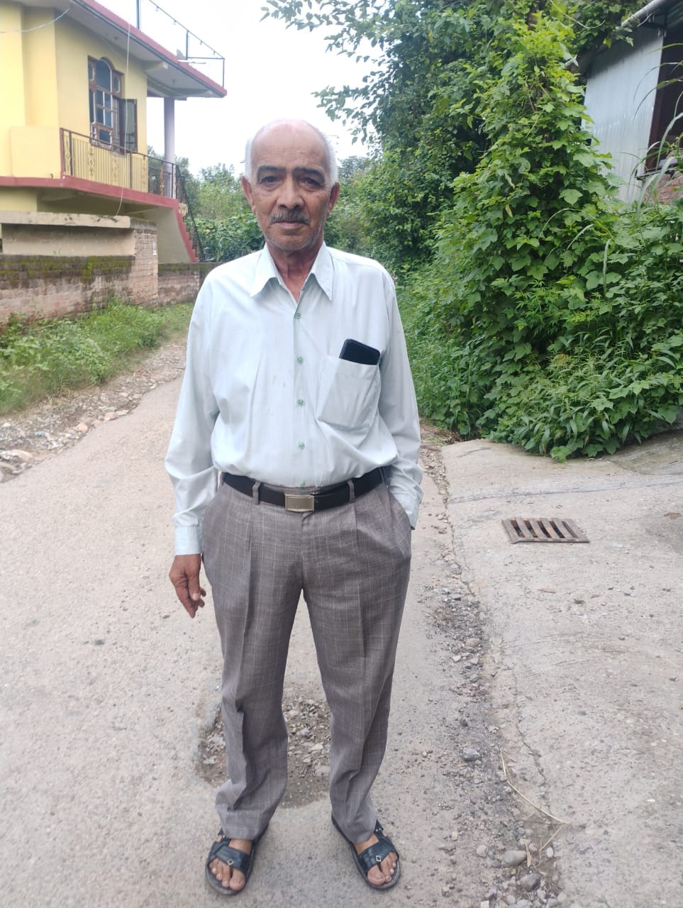 ताल से टिक्कर सड़क खस्ताहाल। संवाद ताल से टिक्कर सड़क खस्ताहाल। संवाद