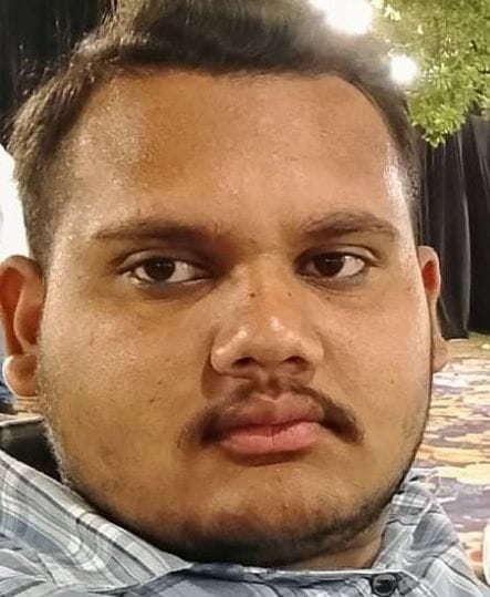 अंशिका गुप्ता, उपभोक्ता। अंशिका गुप्ता, उपभोक्ता।