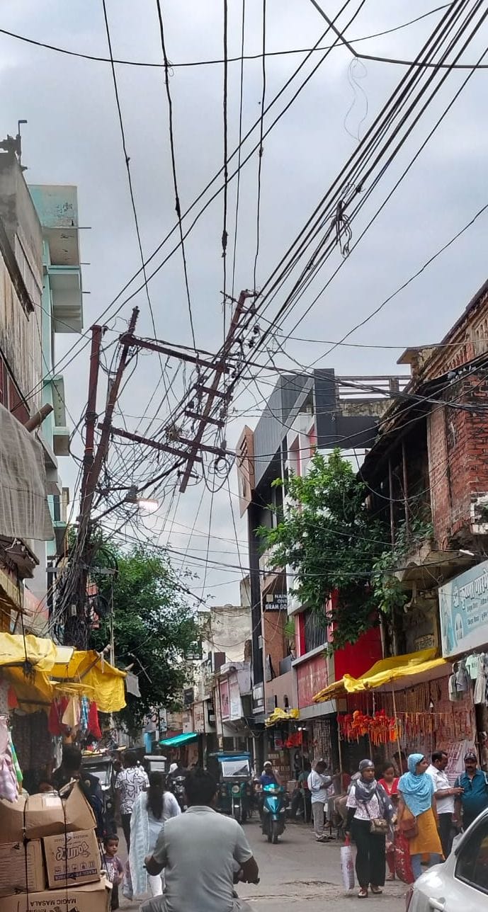अंशिका गुप्ता, उपभोक्ता। अंशिका गुप्ता, उपभोक्ता।