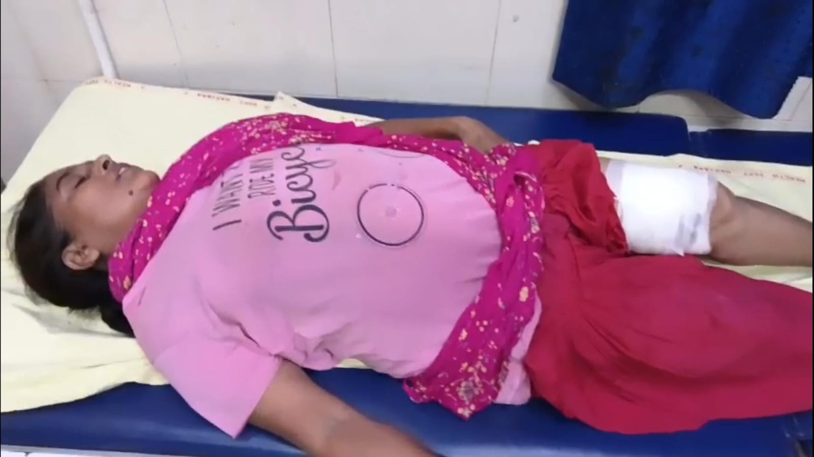 काजीवाड़ा के इस मकान की छत पर बैठकर महिला देख रही थी टीवी: संवाद