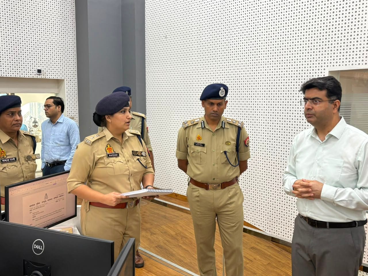 लालबाग स्थित इंटीग्रेटेड ट्रैफिक मैनेजमेंट सिस्टम (आईटीएमएस) और सेफ सिटी परियोजना का निरीक्षण क