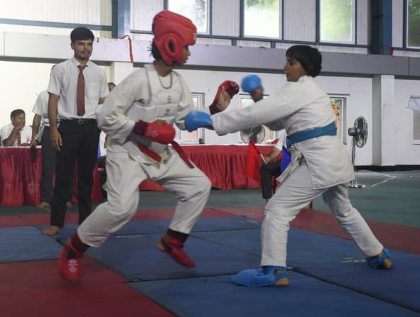 राज्य स्तरीय विद्यालयीय कराटे प्रतियोगिता का समापन राज्य स्तरीय विद्यालयीय कराटे प्रतियोगिता का समापन