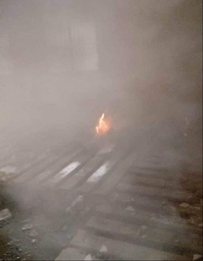 आयुष्मान आरोग्य मंदिर के एक कमरे में बुधवार सुबह आग लग गई।