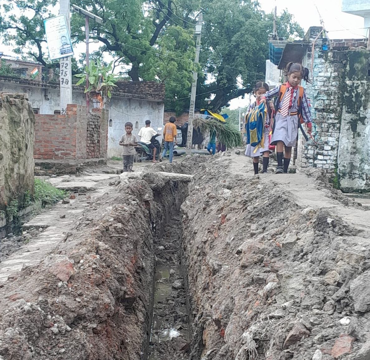 सतीश 