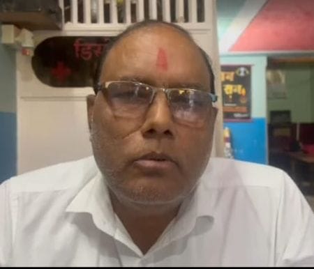फोटो 43 - सहावर के रेलवे स्टेशन रोड पर लगा जाम। स्रोत : संवाद