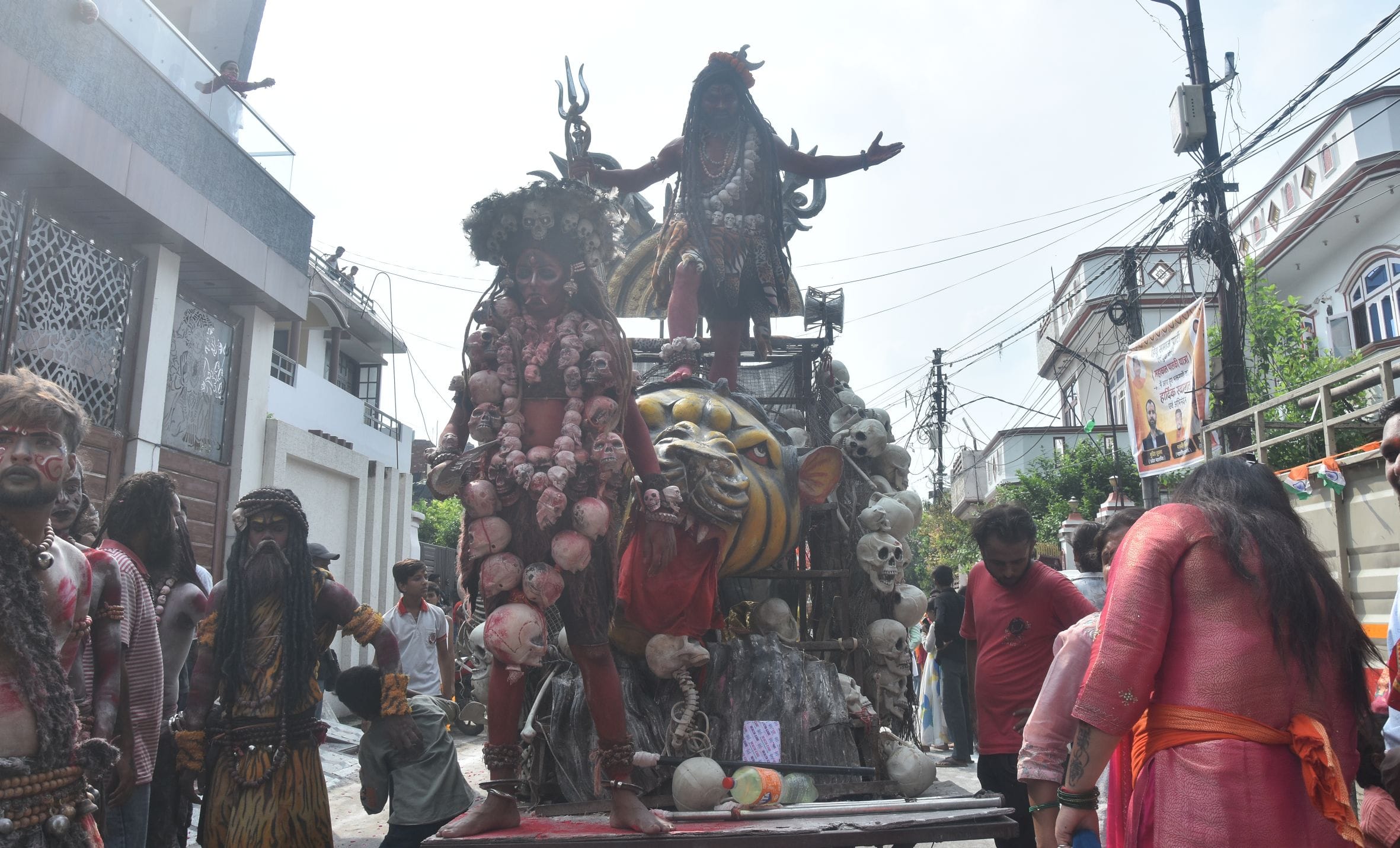धूमधाम से निकाली बाबा महाकाल की पालकी यात्रा