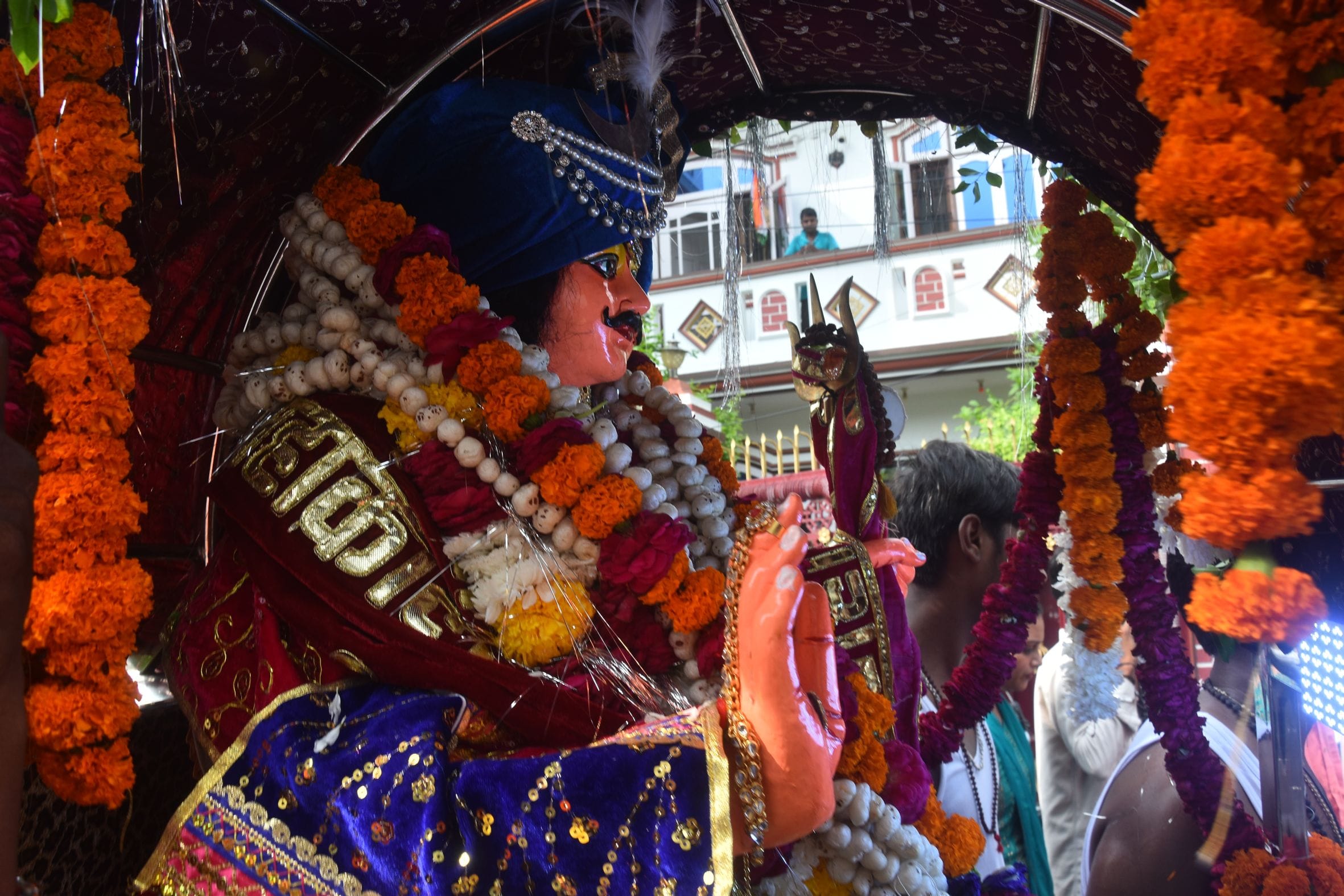 धूमधाम से निकाली बाबा महाकाल की पालकी यात्रा