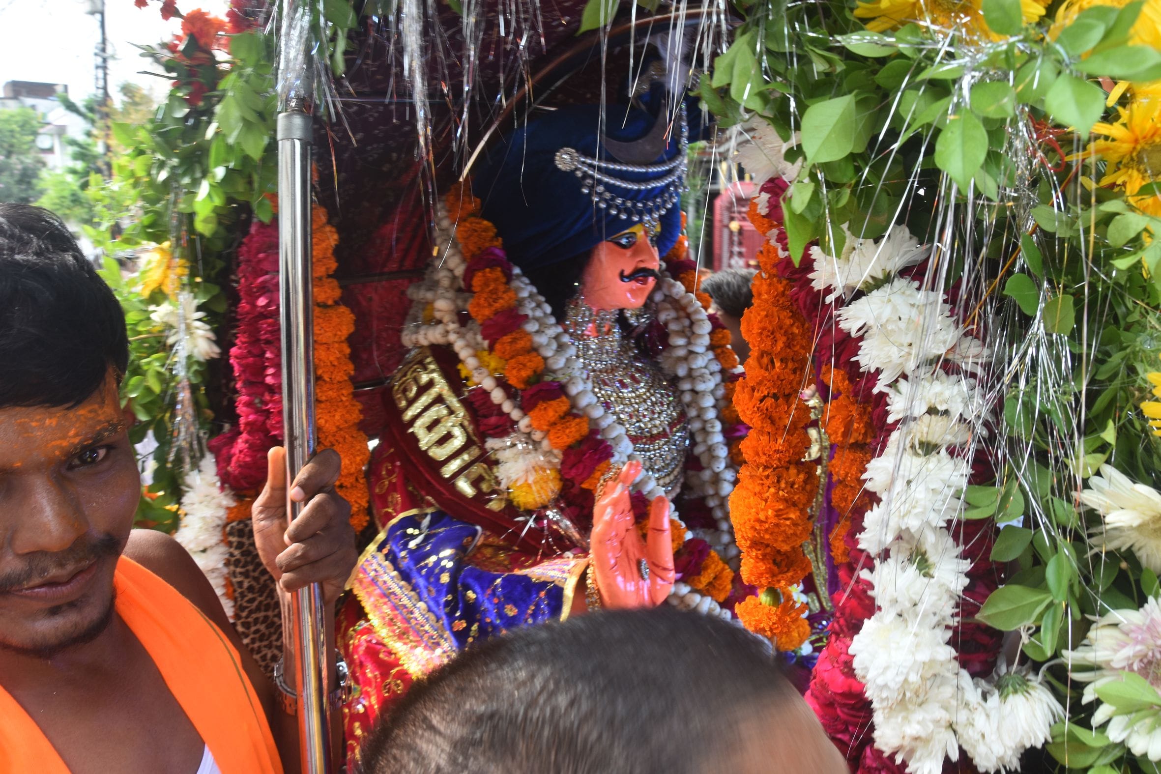धूमधाम से निकाली बाबा महाकाल की पालकी यात्रा