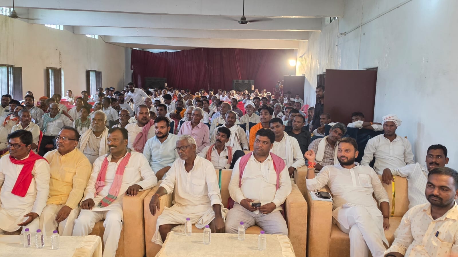 घोसी के भोपौरा नदवासराय स्थित एक विद्यालय में राष्ट्रीय राजभर संघ के तत्वावधान में आयोजित 25 वी घोसी के भोपौरा नदवासराय स्थित एक विद्यालय में राष्ट्रीय राजभर संघ के तत्वावधान में आयोजित 25 वी