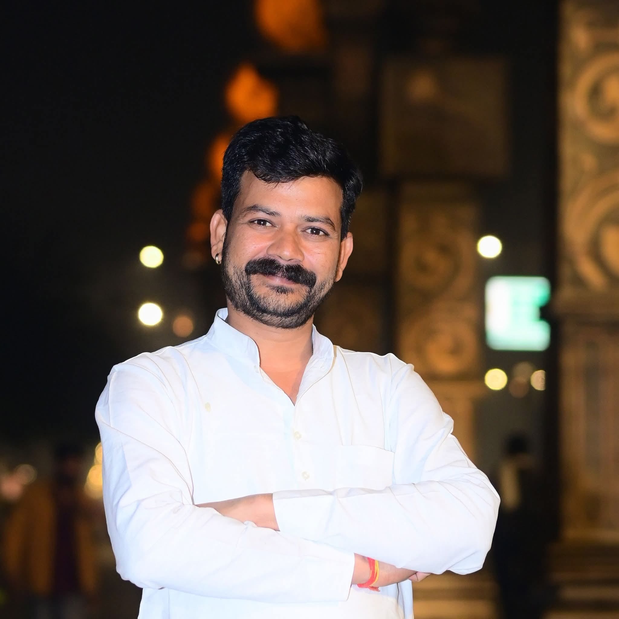 मैगलगंज की एक दुकान में बिक्री के लिए रखा प्याज। संवाद मैगलगंज की एक दुकान में बिक्री के लिए रखा प्याज। संवाद