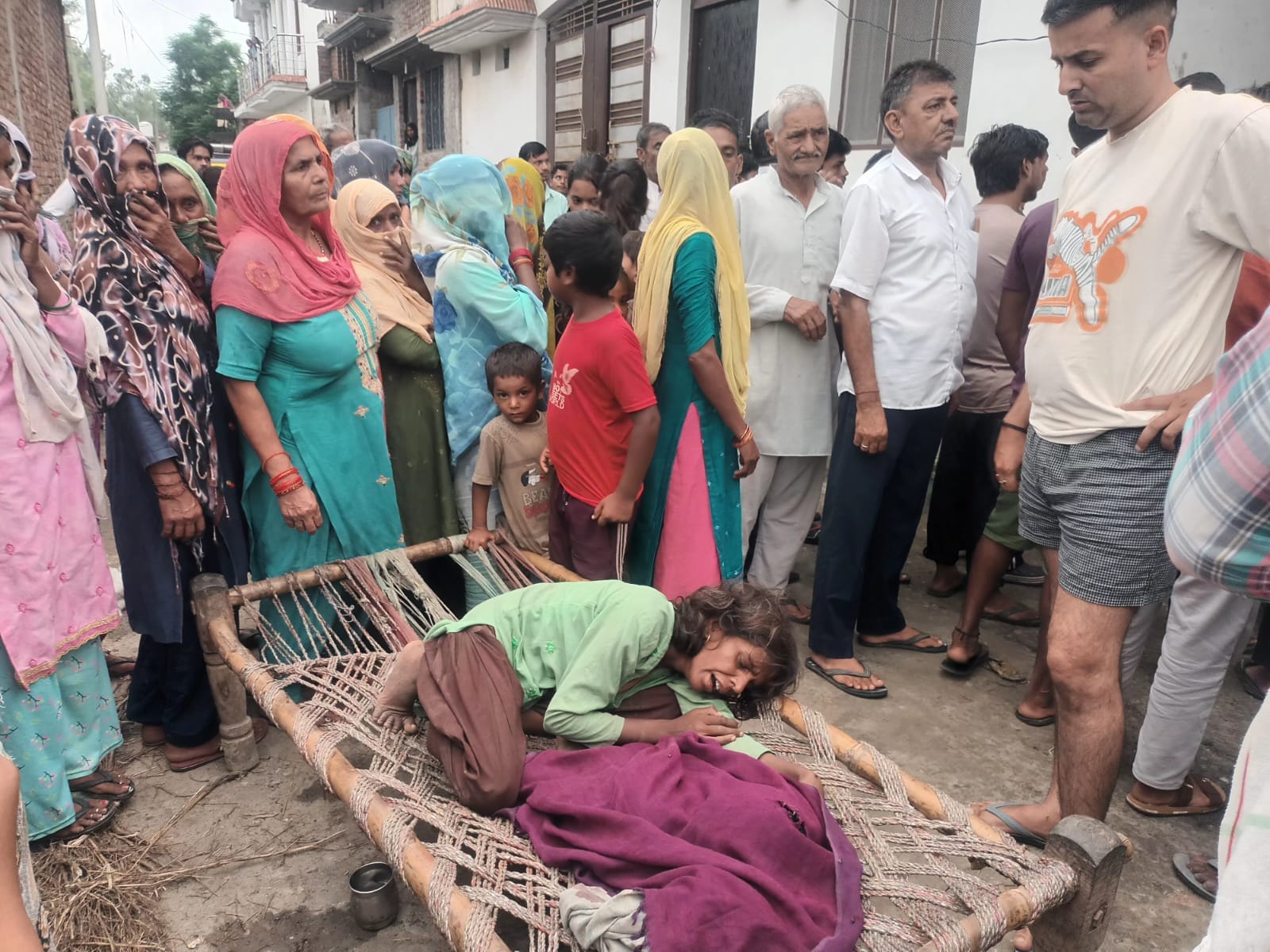 नहटौर के गांव मुस्सेपुर में गुलदार के हमले में मरने वाले मासूम रोहित का फाइल फोटो। नहटौर के गांव मुस्सेपुर में गुलदार के हमले में मरने वाले मासूम रोहित का फाइल फोटो।