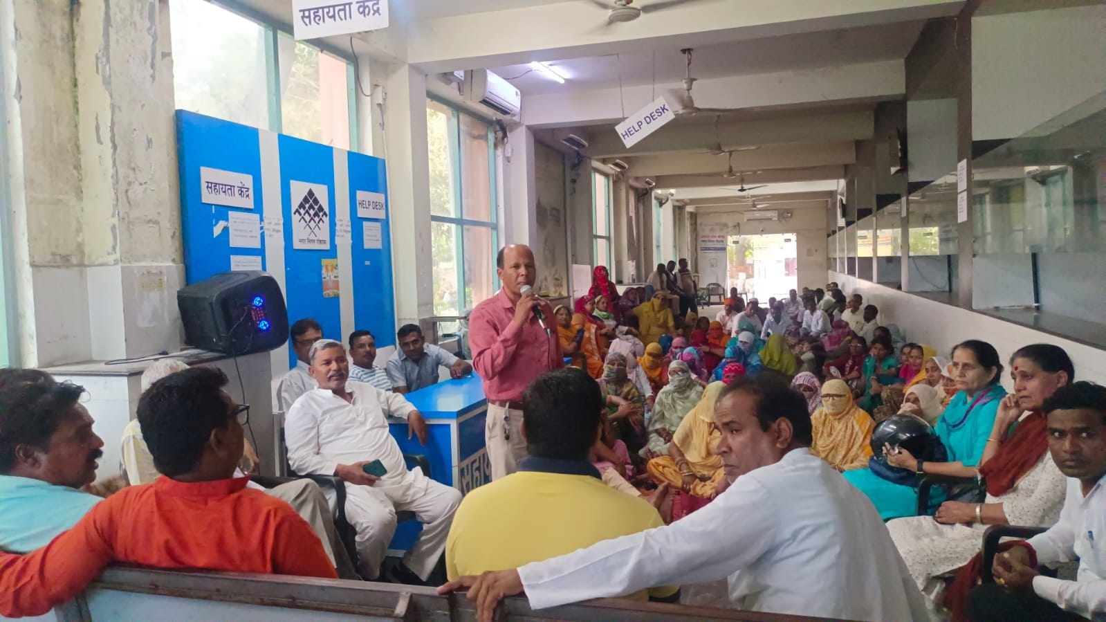 37 : पुरानी आईटीआई डंपिंग प्वाइंट पर लगे कूड़े के ढेर । संवाद 37 : पुरानी आईटीआई डंपिंग प्वाइंट पर लगे कूड़े के ढेर । संवाद