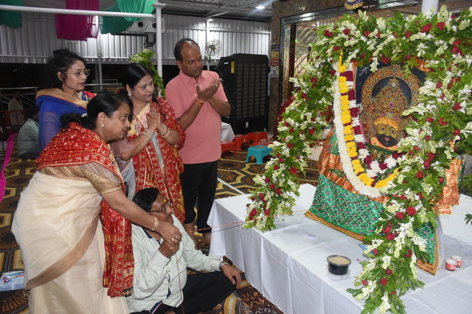 आस्था और भक्ति का दिखा संगम, झूमे भक्त