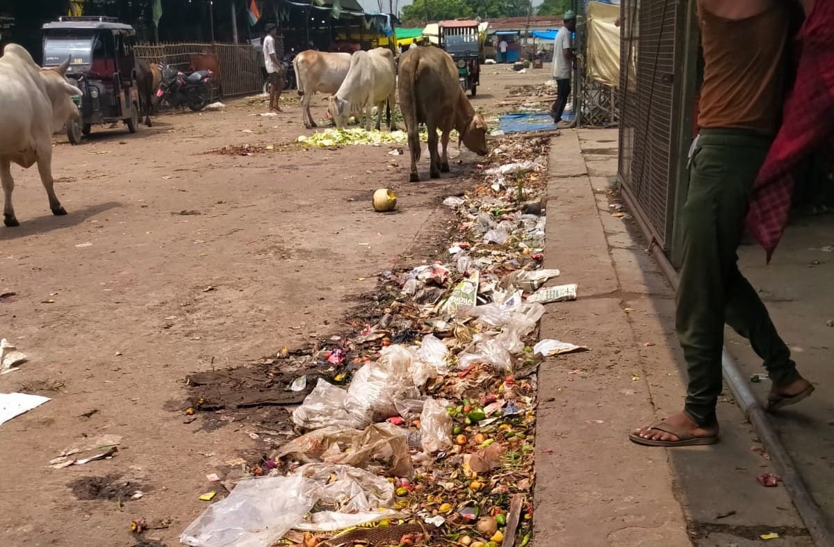 बलरामपुर के मंडी समिति में हुआ जलभराव