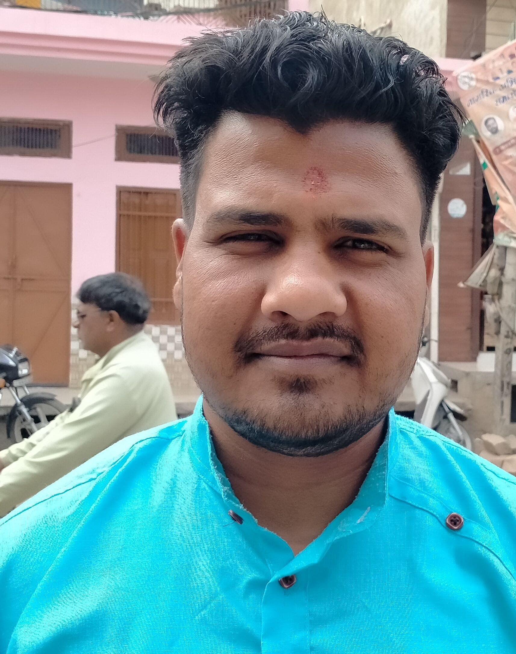 फोटो संख्या:61- ब्रह्मचारी रोड पर लगा गंदगी का ढेर--संवाद