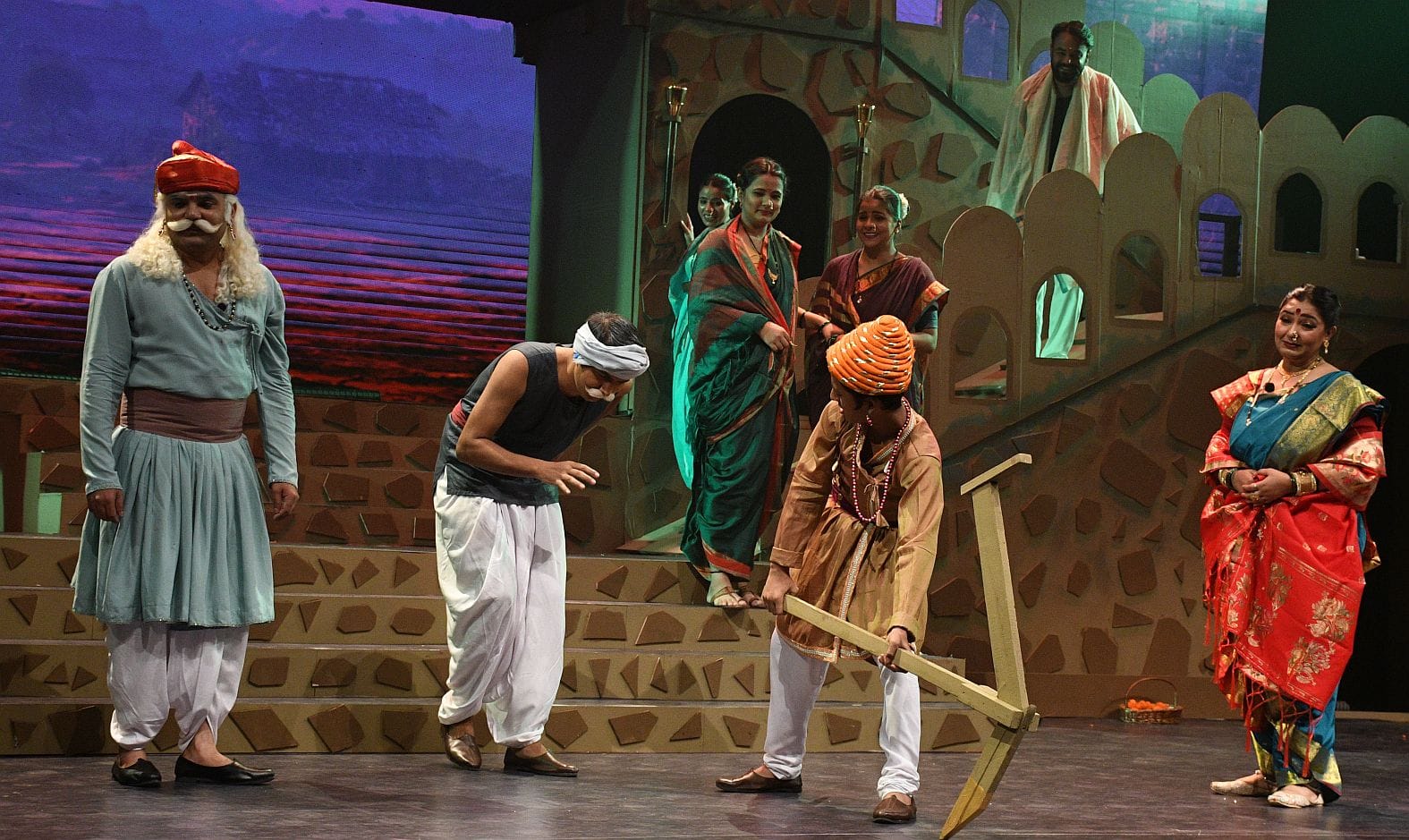 शिवाजी के शाैर्य, त्याग और स्वराज की गाथा से सजा रंगमंच शिवाजी के शाैर्य, त्याग और स्वराज की गाथा से सजा रंगमंच
