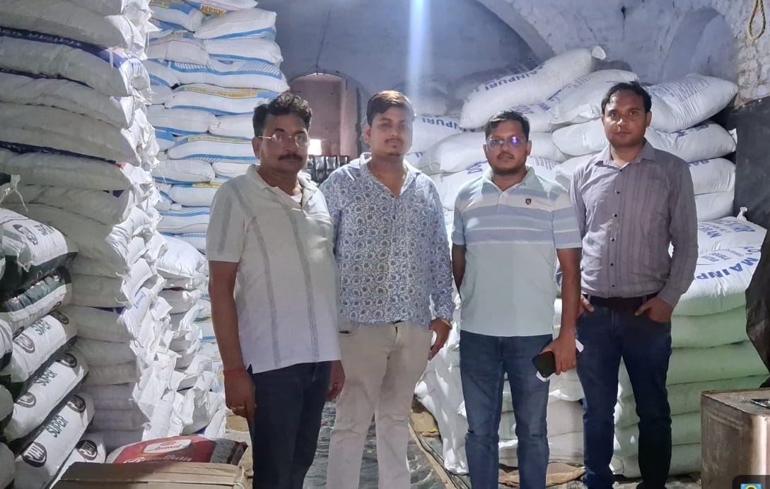 क्षितिज वैश्य, थोक व्यापारी