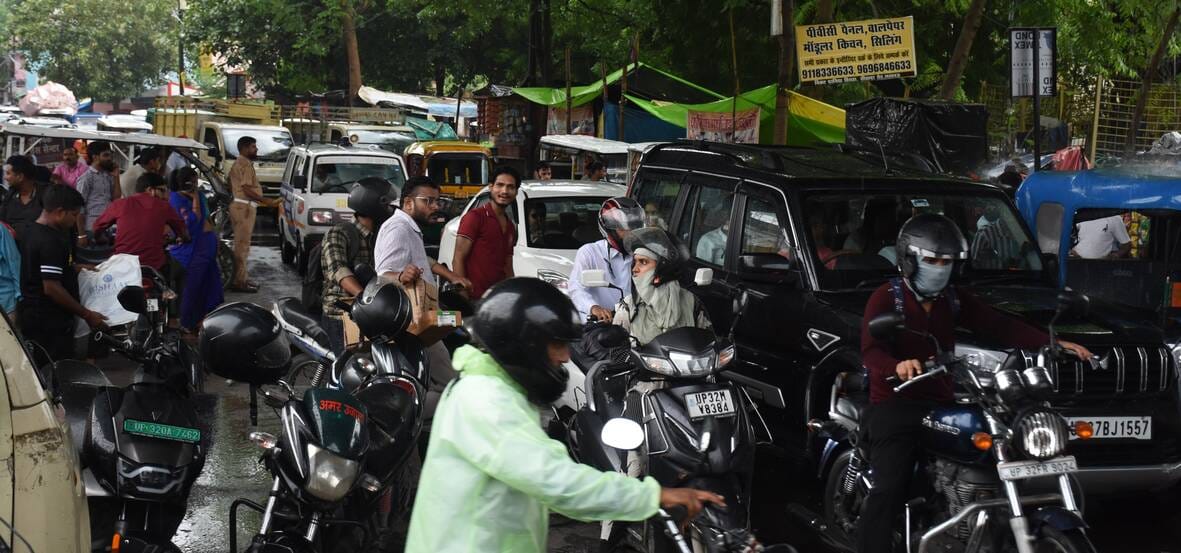 राजधानी में सोमवा को बारिश से कई इलाकों में जलभराव हुआ। राजधानी में सोमवा को बारिश से कई इलाकों में जलभराव हुआ।
