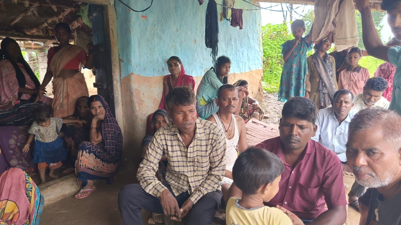 कोन क्षेत्र में सडक हादसे में मृतका- किरन(फाइल फोटो)स्रोत परिजन कोन क्षेत्र में सडक हादसे में मृतका- किरन(फाइल फोटो)स्रोत परिजन