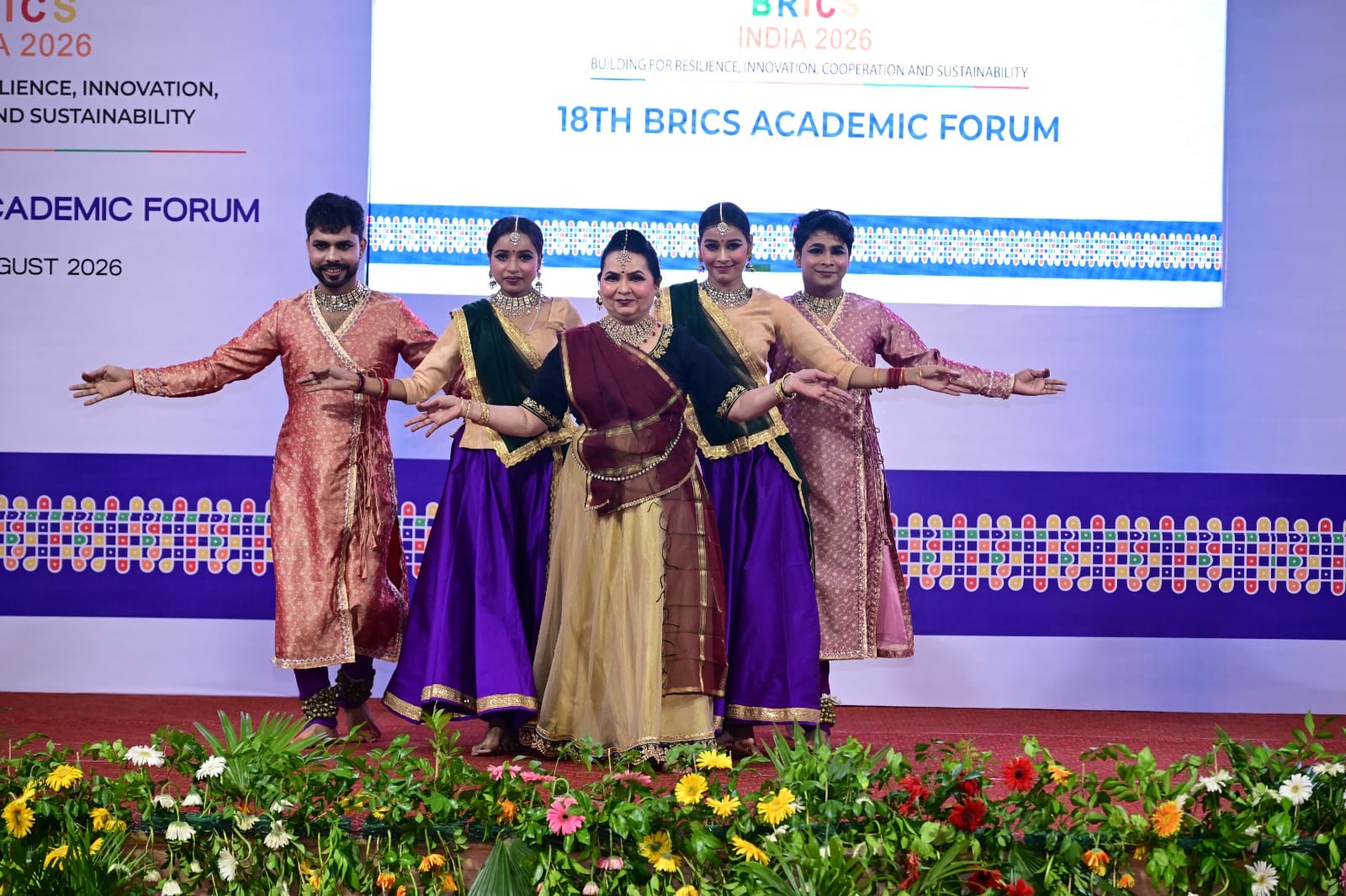 लखनऊ विश्वविद्यालय में आयोजित ब्रिक्स अकादमिक फोरम लखनऊ विश्वविद्यालय में आयोजित ब्रिक्स अकादमिक फोरम