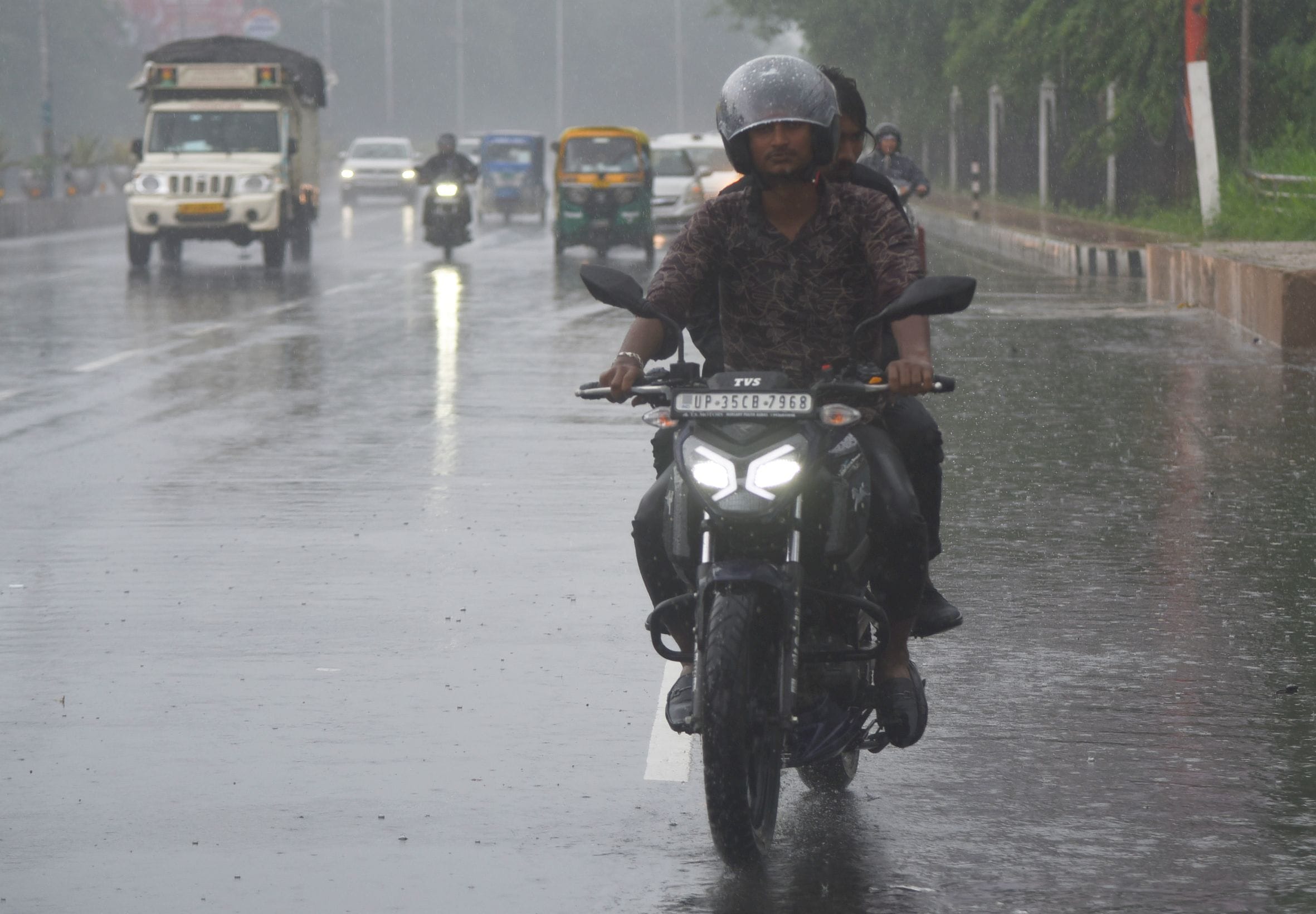 राजधानी में मंगलवार को कई इलाकों में बारिश हुई। 