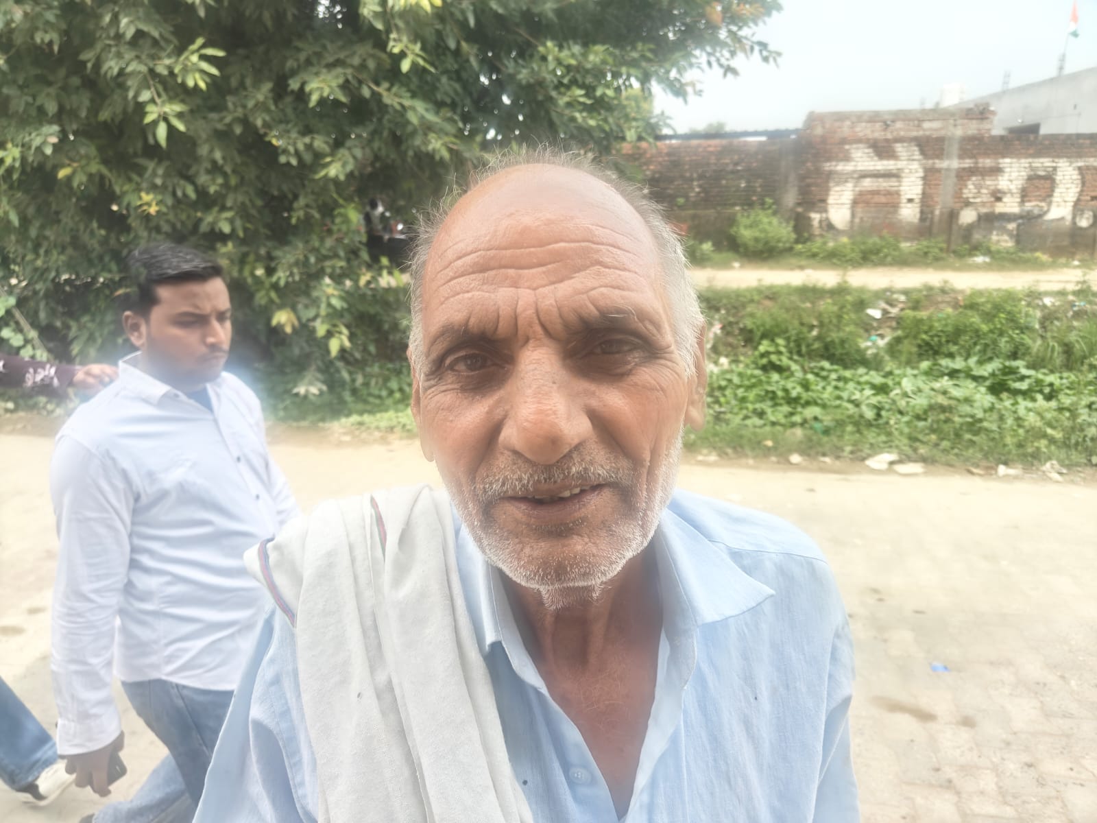 दादरी के नहर बाईपास नहर में गंदगी फैली हुई है। संवाद दादरी के नहर बाईपास नहर में गंदगी फैली हुई है। संवाद