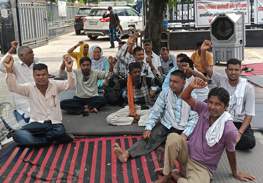भारतीय किसान यूनियन सर छोटू राम के प्रवक्ता बहादुर मेहला बलड़ी। स्वयं भारतीय किसान यूनियन सर छोटू राम के प्रवक्ता बहादुर मेहला बलड़ी। स्वयं