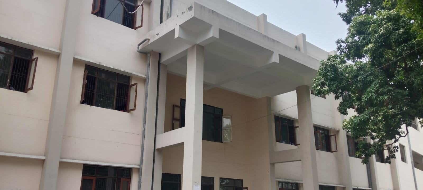 राजकीय उच्च विद्यालय कैनाल कैंप। - संवाद राजकीय उच्च विद्यालय कैनाल कैंप। - संवाद
