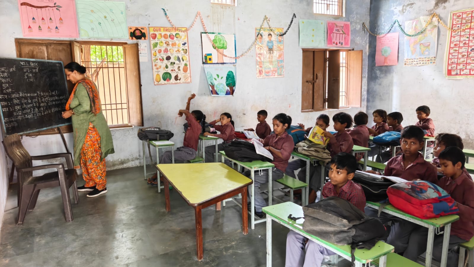 27jjrp02- शिक्षिका बबीता 27jjrp02- शिक्षिका बबीता