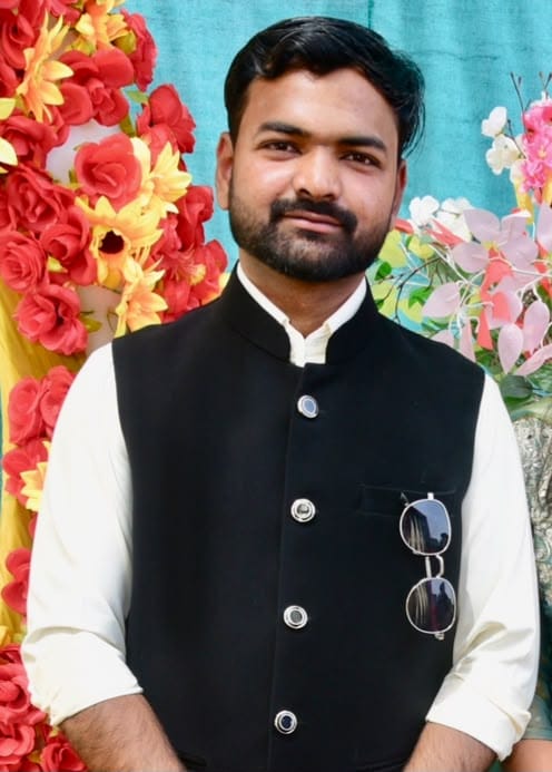 नितिन।