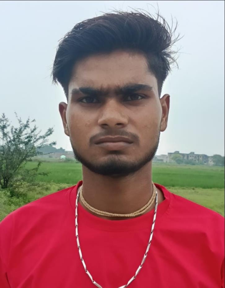 शहर के स्टेडियम में हॉकी का अभ्यास करने के बाद मौजूद खिलाड़ी और कोच। स्रोत स्वयं शहर के स्टेडियम में हॉकी का अभ्यास करने के बाद मौजूद खिलाड़ी और कोच। स्रोत स्वयं