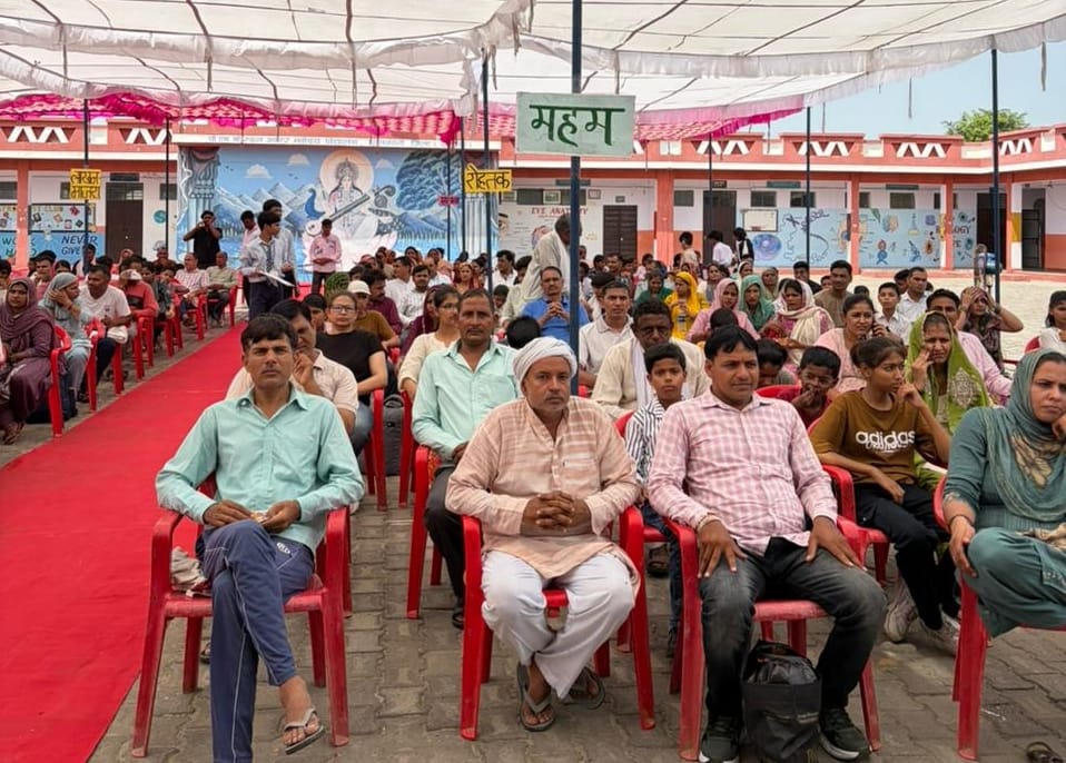 37-रोहतक के गोहाना रोड स्थित शिक्षा भारती वरिष्ठ माध्यमिक विद्यालय में विद्यार्थियों ने बनाई र 37-रोहतक के गोहाना रोड स्थित शिक्षा भारती वरिष्ठ माध्यमिक विद्यालय में विद्यार्थियों ने बनाई र