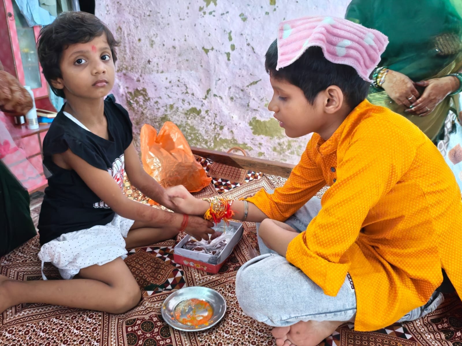 राखी राखी