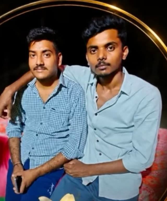 रेवतीपुर थाना क्षेत्र के उतरौली के पास नेशनल हाईवे-124 सी पर सड़क हादसे में मृत सतीश के घर पर ब रेवतीपुर थाना क्षेत्र के उतरौली के पास नेशनल हाईवे-124 सी पर सड़क हादसे में मृत सतीश के घर पर ब