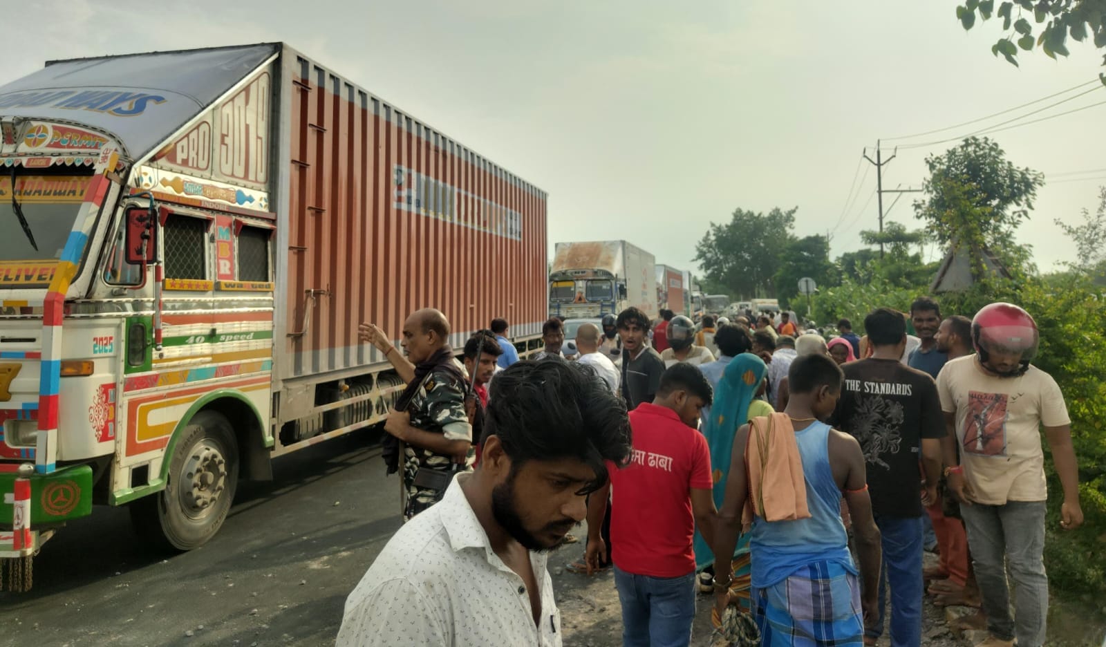 सड़क हादसा मां बेटे सड़क हादसा मां बेटे