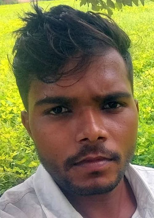 फोटो 29 एमएएचपी 27 परिचय-श्रीनगर क्षेत्र में लगातार बारिश से इस तरह काली पड़ी खेत में लगी मूंग फोटो 29 एमएएचपी 27 परिचय-श्रीनगर क्षेत्र में लगातार बारिश से इस तरह काली पड़ी खेत में लगी मूंग
