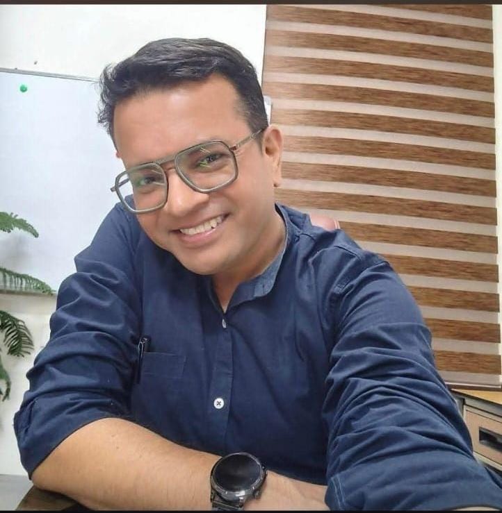 नोएडा सेक्टर 150 में भर रहा है सीवेज का पानी नोएडा सेक्टर 150 में भर रहा है सीवेज का पानी