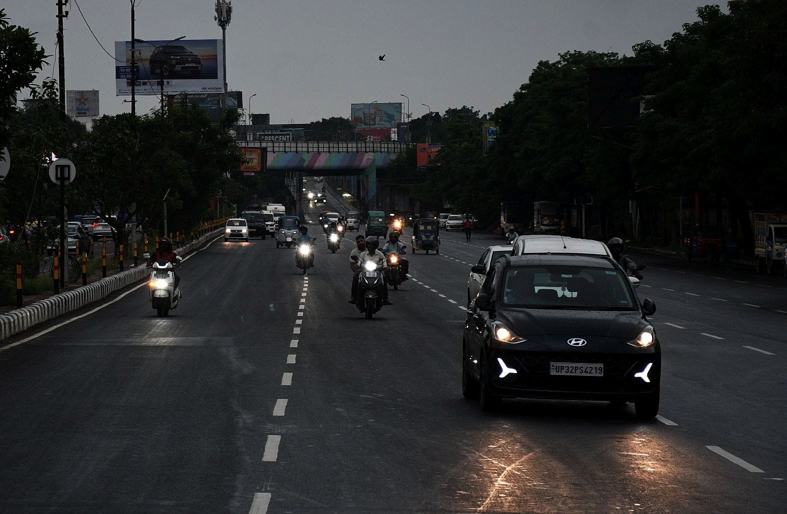राजधानी में शनिवार को कई इलाकों में बारिश हुई। 