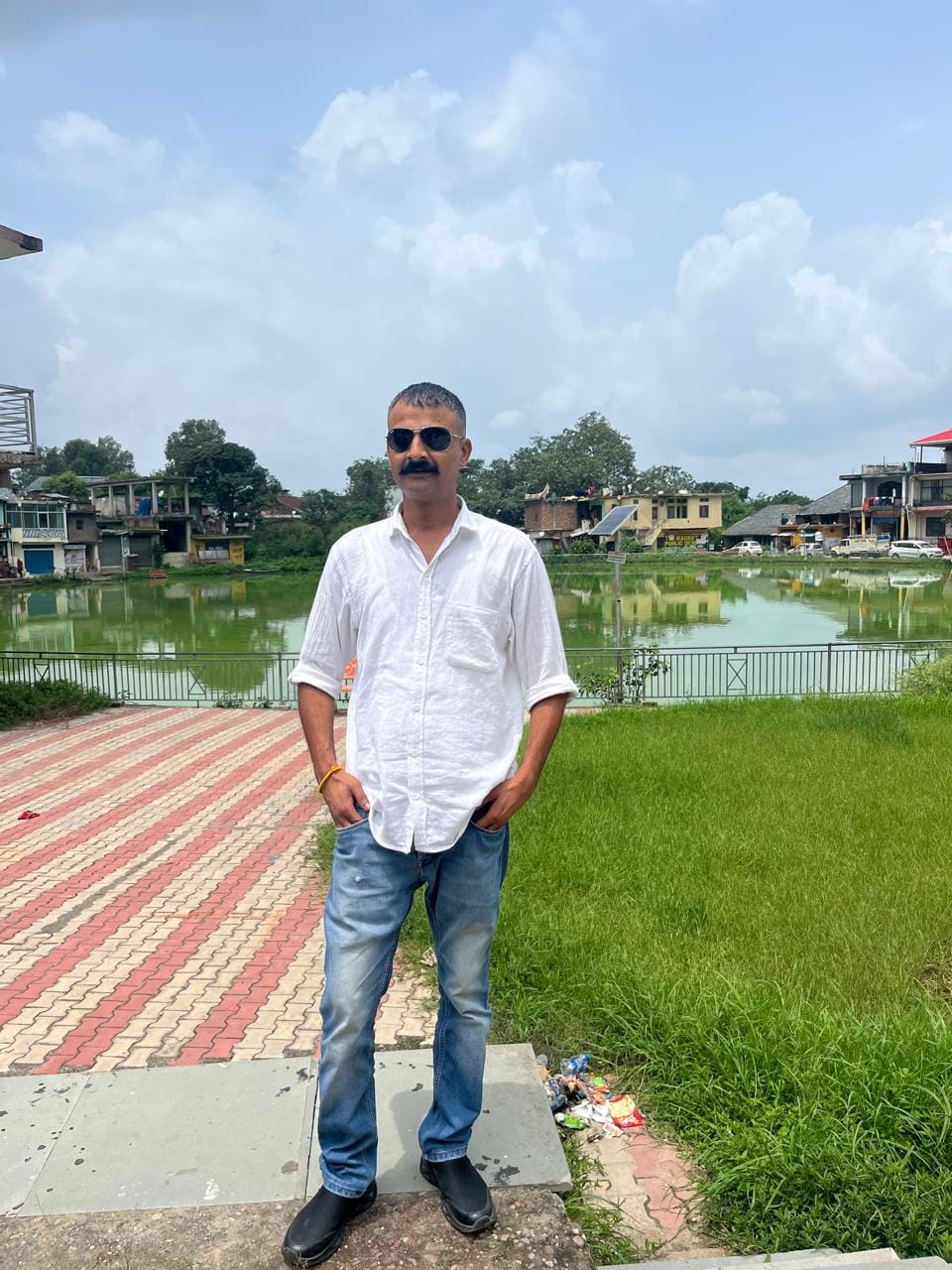 ।-राकेश कुमार,निवासी साहनवीं