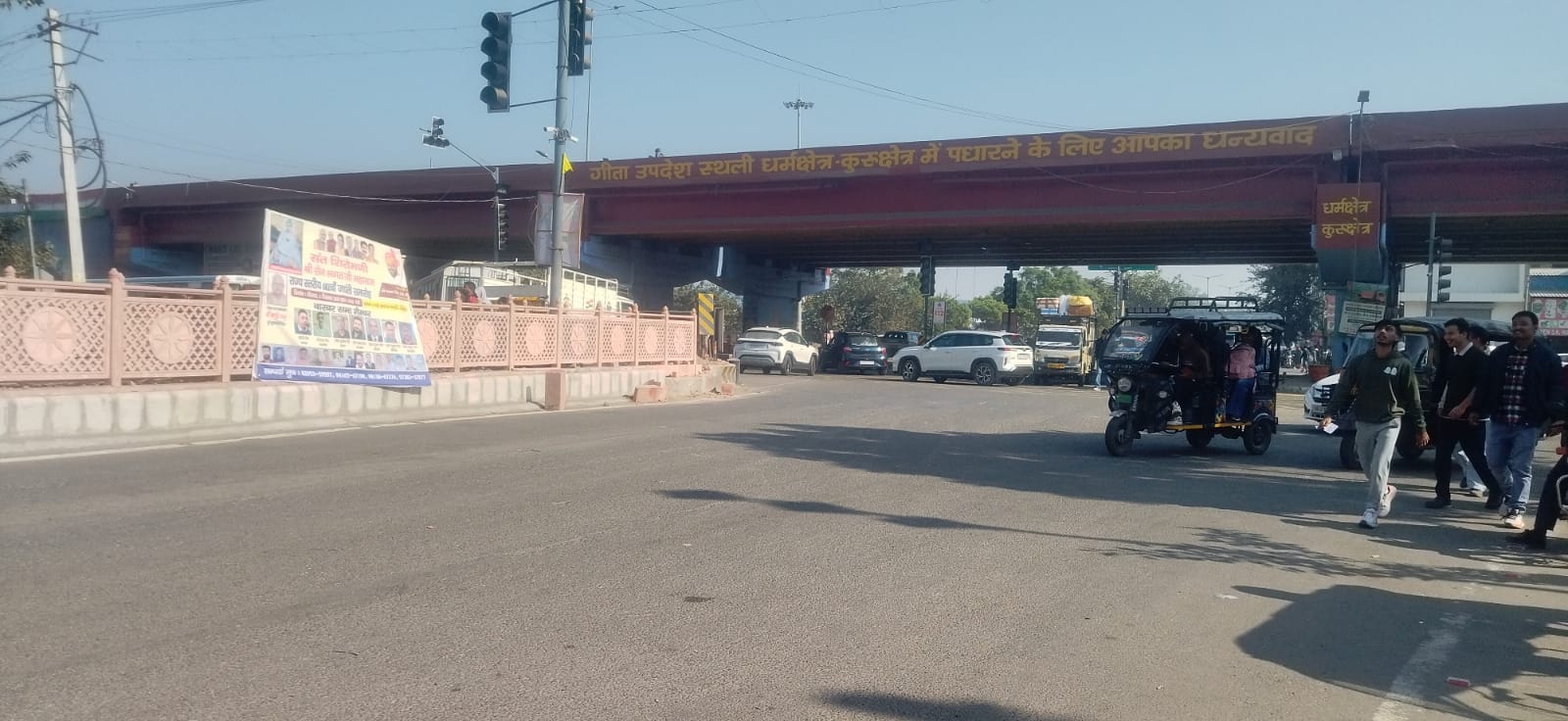 कुरुक्षेत्र। बंद पड़ी उमरी चौक पर लाल बत्ती। संवाद कुरुक्षेत्र। बंद पड़ी उमरी चौक पर लाल बत्ती। संवाद