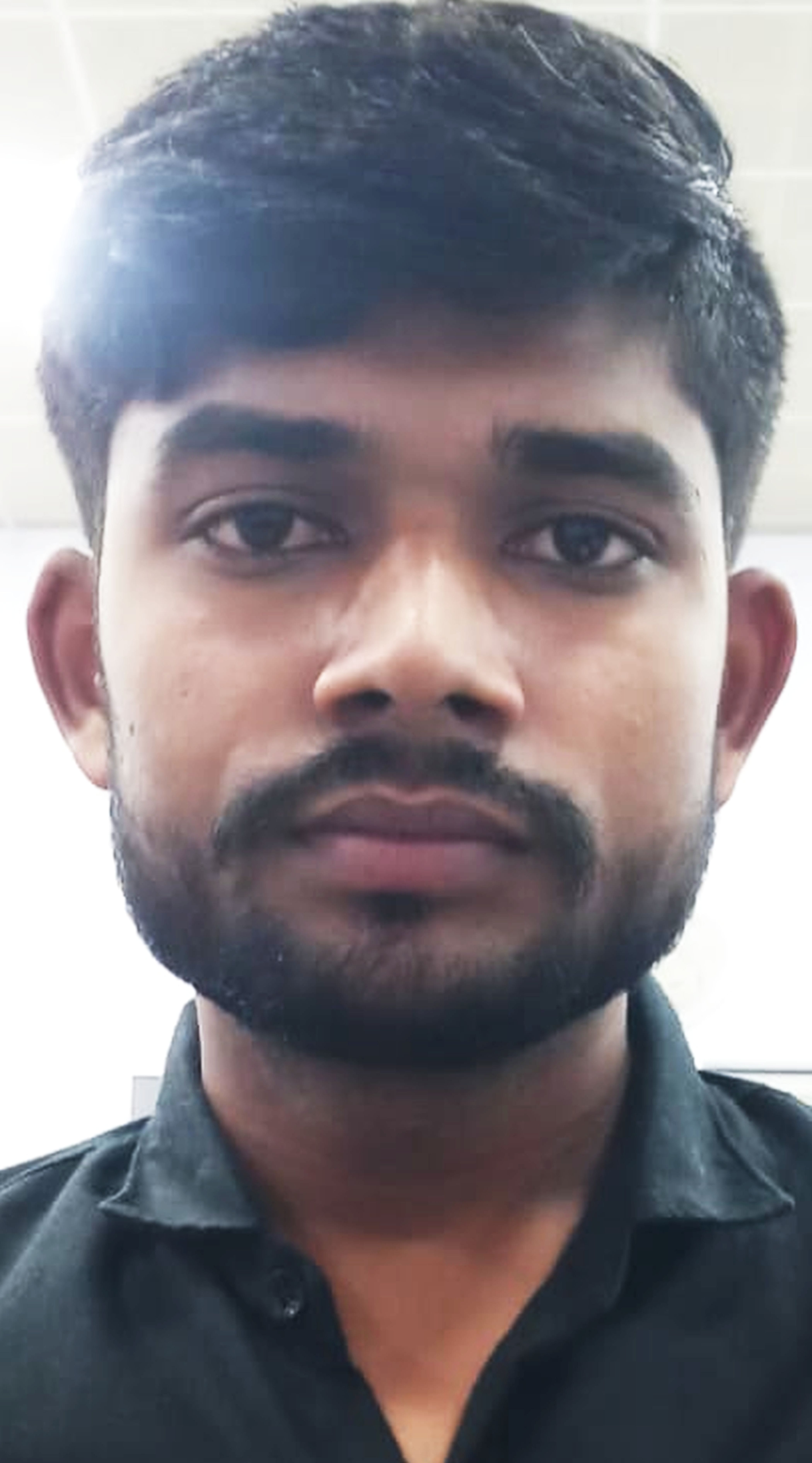 फोटो-10-अभ्यर्थियों का बायोडाटा जमा करो कंपनी के प्रतिनिधि। संवाद फोटो-10-अभ्यर्थियों का बायोडाटा जमा करो कंपनी के प्रतिनिधि। संवाद