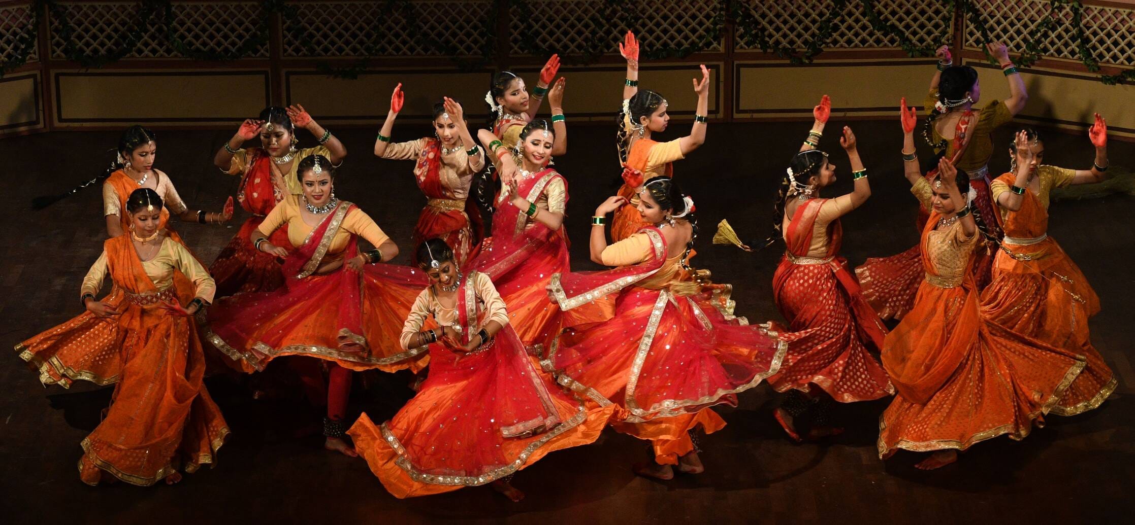 परंपरा, भाव और कथक की लय से सजी शाम