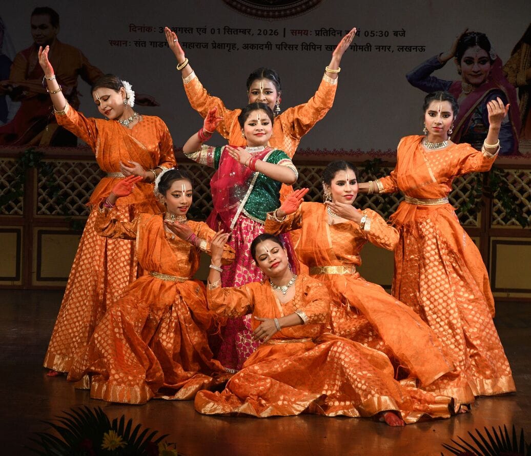 परंपरा, भाव और कथक की लय से सजी शाम