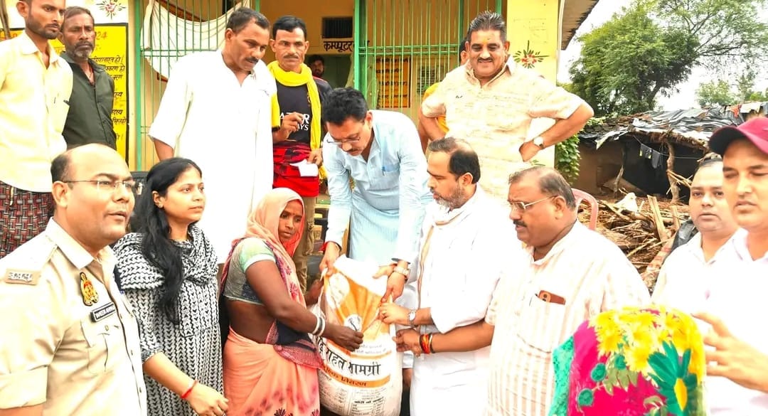 फोटो 01 सीकेटीपी 42 तुलसी पीठ मंदिर में भरा पानी। संवाद