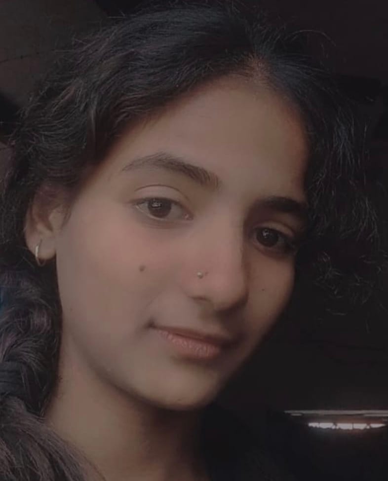 फोटो कैप्शन: मांडा : मृतका शुभी मिश्रा की फाइल फोटो। फोटो कैप्शन: मांडा : मृतका शुभी मिश्रा की फाइल फोटो।