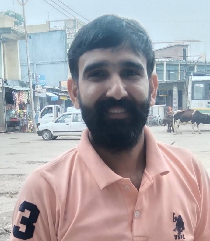 प्रदीप कुमार, निवासी खुडला प्रदीप कुमार, निवासी खुडला